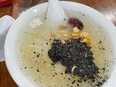 红糖红枣老式银耳八宝粥-红雨少水粉