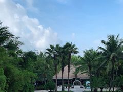 -三亚湾海居铂尔曼度假酒店