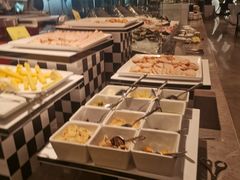 -前海华侨城JW万豪酒店·都会尚膳自助餐厅·熟成牛排海鲜酒水畅飨