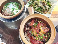 腊肉腊肠饭-红星光发煲仔饭(文海店)