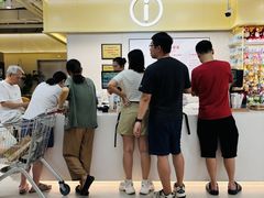 -中航城君尚购物中心