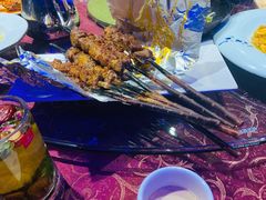 红柳烤羊肉串-清真·燕兰楼(人民广场店)