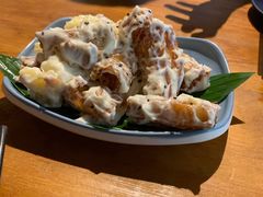 菠萝油条虾-觅山云南菜(泊富ICITY店)