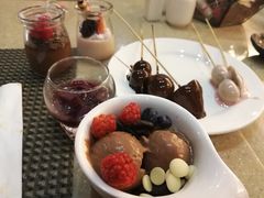 -亮马河饭店翠雅咖啡厅