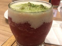 石榴酸奶奶盖茶-必胜客(阿罗海店)