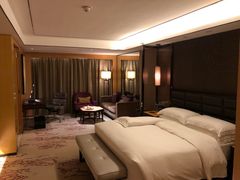 -中山利和希尔顿酒店