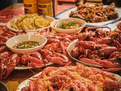 -李双猪·小龙虾·烧烤·羊肉煲(乐山店)