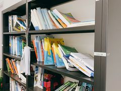 -菠萝国际教育专注Alevel·IGCSE·IB·AP·托福雅思培训辅导(静安校区)