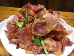 丽江紫洋芋-老滇山寨•云南特色菜•地方菜•民族风情歌舞表演(金碧店)
