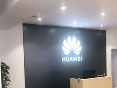 -华为授权体验店(万航渡路)