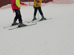 -荣盛康旅野三坡滑雪场