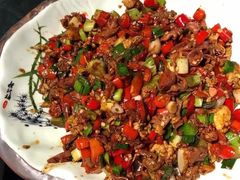 小炒鸡杂-湘小馆剁椒鱼头(金帝商务大厦店)