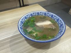 -丰登陕西水盆牛羊肉·泡馍