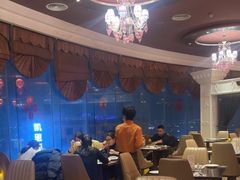 -荣誉国际酒店-云顶旋转餐厅