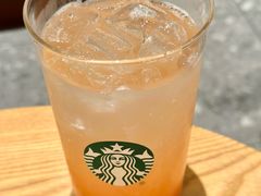 -星巴克臻选(万象前海店)
