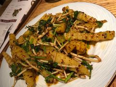 -缘生态云南菜·野生菌庭院餐厅(华侨城店)