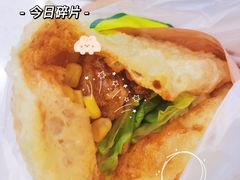 爆浆炸蛋-小红车炸蛋葱油饼