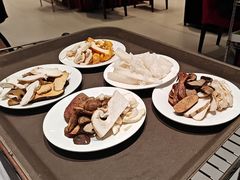 -天宜隆蘑菇宴火锅(石景山旗舰店)