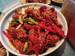 -冰冰龙虾·江湖菜·花园江景餐厅