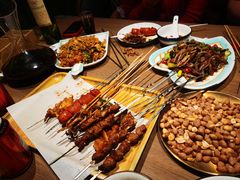 -街角等你.大连海鲜烧烤.经典铁板海鲜串(西安路店)