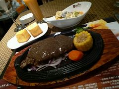 -尊品牛排(中大国际店)