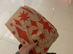 -星巴克臻选(嘉兴海宁银泰城店)