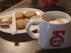 -HIGH FIVE哈福手工汉堡(桂林路店)