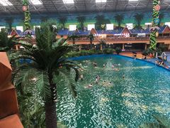 -沈阳龙润夏宫温泉水乐园