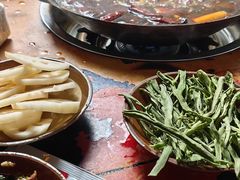 -黄潇洒老火锅(九眼桥宏济巷店)