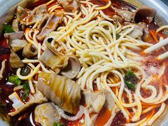 特色牛杂面-薛记襄阳香辣牛肉面(平安路店)