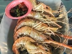 -六合夜市