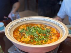 -魏铭鱼头捞饭(晋阳路店)