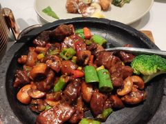 黑椒菌菇牛肉粒-鹿港小镇(悠唐店)