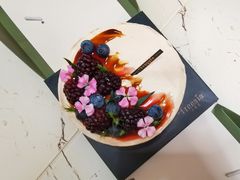 卡布奇诺淡奶油-小苍兰风铃草蛋糕甜品(沈阳店)