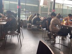 -麦当劳(深圳北站高铁店)