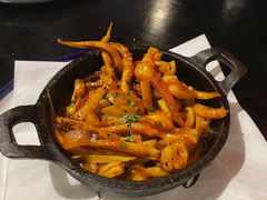 小铁锅鱿鱼须-C&R西班牙餐厅
