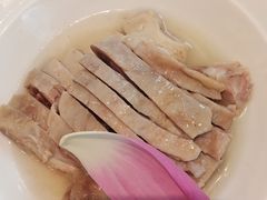 古法盐水鸭-满江红四季餐厅 · 国家五钻级酒家(新纪元大酒店店)