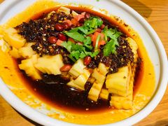 -野山舂·贵州现舂酸汤牛肉(鸿通城店)