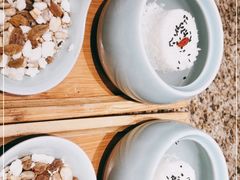 -野山舂·贵州现舂酸汤火锅(鸿通城店)