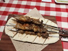 一把羊肉串配现烤馕-西贝(紫荆广场店)