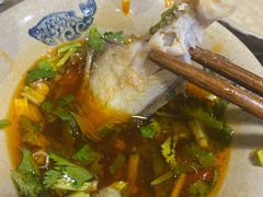 耗儿鱼-星鸿社重庆老火锅