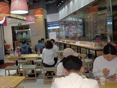 -魔都三兄弟酸辣粉·蘸卤炸串(虹桥万科店)