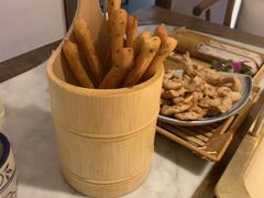 -尚尚仙·酸汤猪手·猪肚鸡火锅(华联万柳购物中心店)