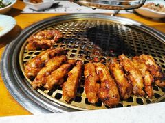 烤香辣鸡中翅-唯成•韩国炭火烤肉 유성고기