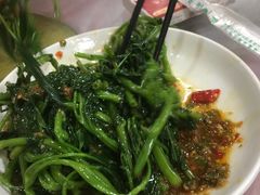 -洪霞餐馆