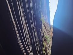-波浪谷