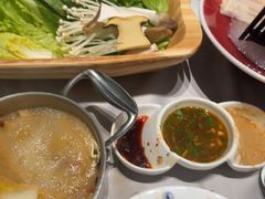 -红鼎豆捞·专注品质海鲜20年(宝丰路店)