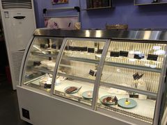面包甜点陈列柜-李大牛和刘大力手作甜品(凯德店)