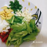 懒人菜谱 | 几分钟搞定的清蒸白鲳鱼