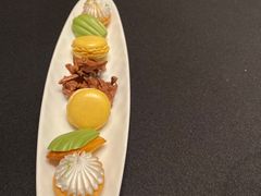 -L'ATELIER de Joel Robuchon(外滩18号店)